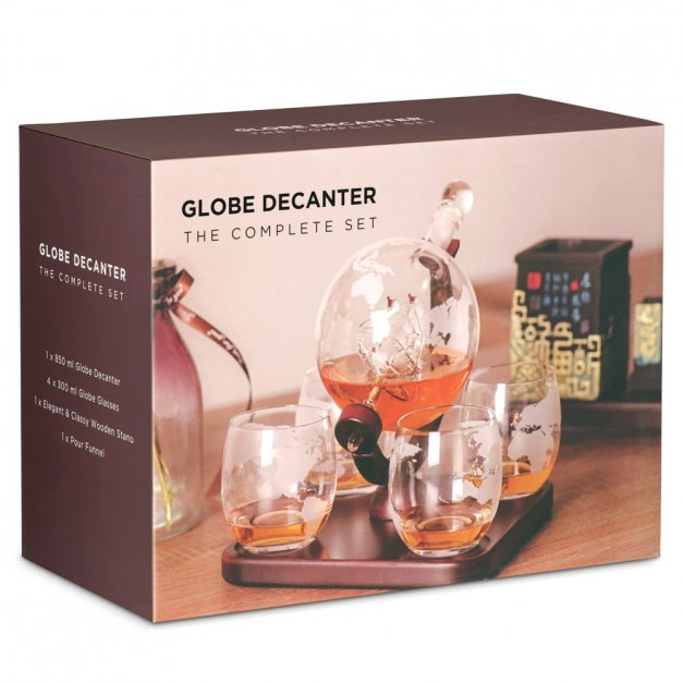 Whisky Karaffe in Globusform mit Schiff mit 4 Gläsern für einen Whiskyfan zum Jubiläum