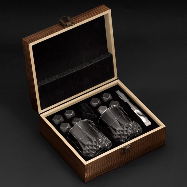 Whisky Steine Set mit 2 Gläsern in Holzbox mit Gravur für ein Ehepaar zur Hochzeit, zum Hochzeitstag, zum Einzug