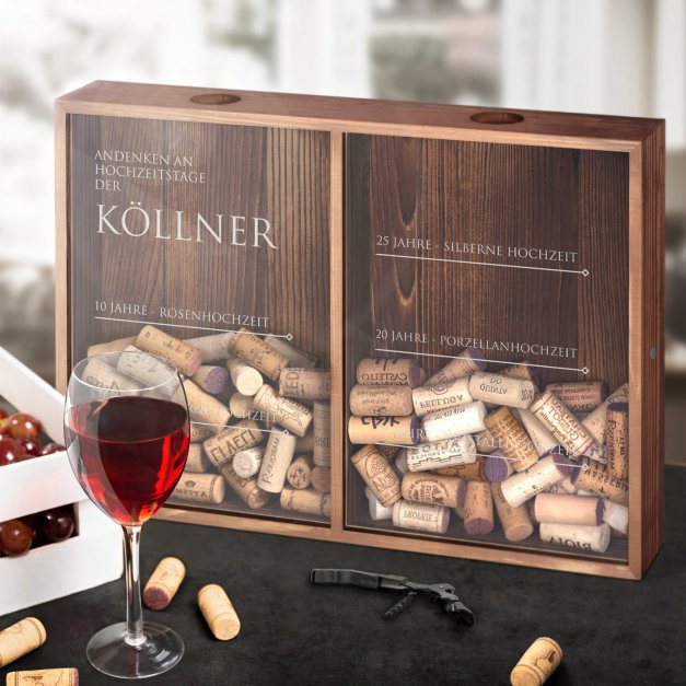 Kronkorken Sammler aus Holz mit Gravur für ein Paar zum Jubiläum