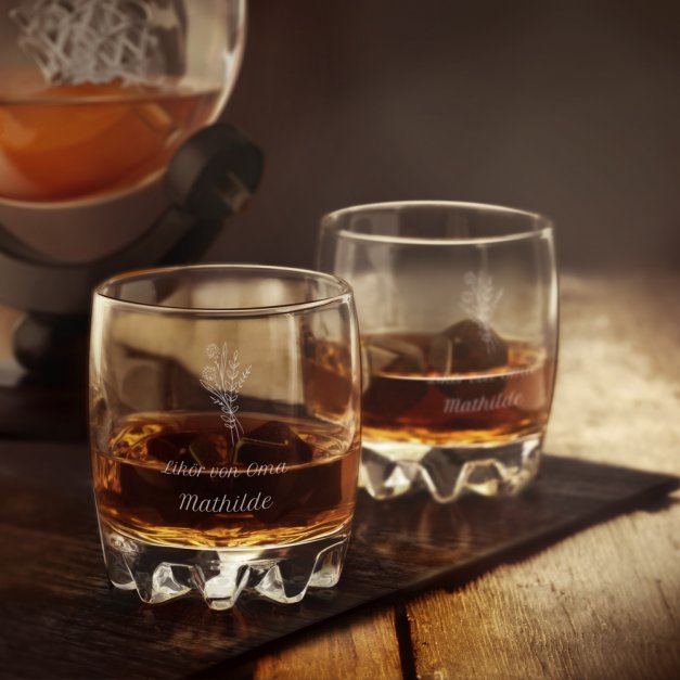 Sylvana 6er Whisky Gläser Set mit Gravur, eine Arznei für Ihre Oma