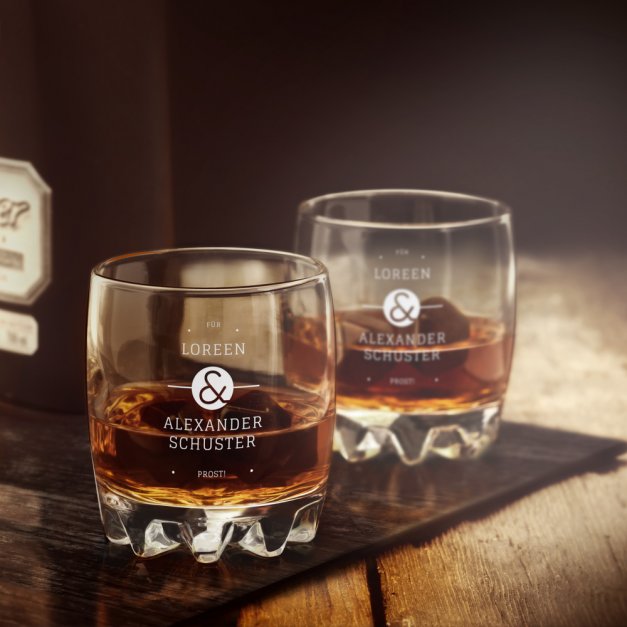 Sylvana Whisky Glas mit Gravur für Paar als Hochzeitsgeschenk