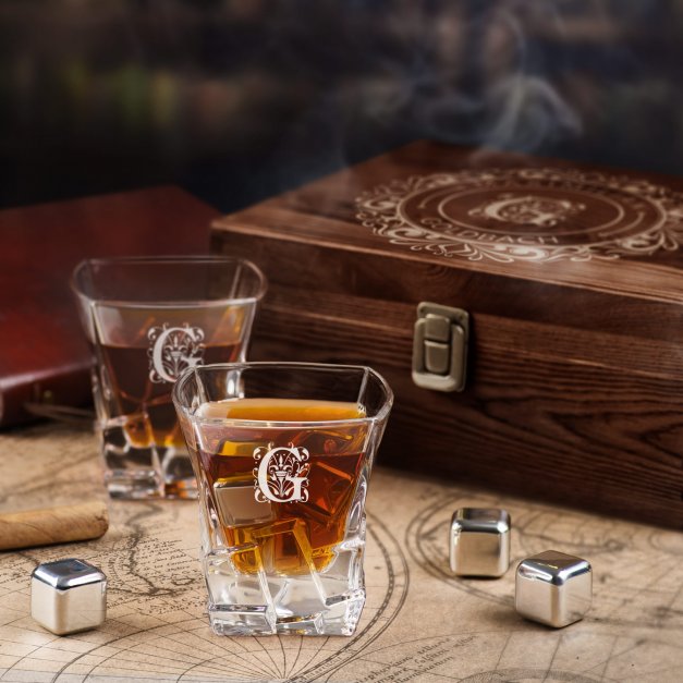 Whisky Steine Set in Holzbox mit 2 Gläsern und Gravur für ihn