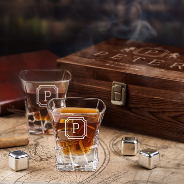 Whisky Steine Set in Holzbox mit 2 Gläsern und Gravur für ihn zum Geburtstag