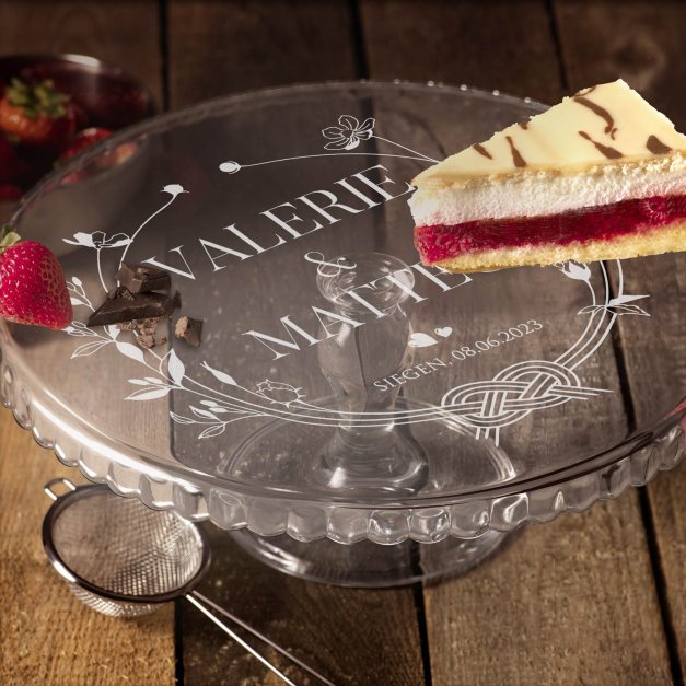 Kuchenplatte aus Glas mit Gravur für ein Paar