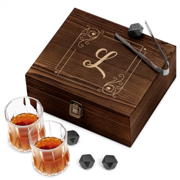 Whisky Steine Set mit 2 Gläsern in Holzbox mit eingravierter Initiale für einen Gentleman