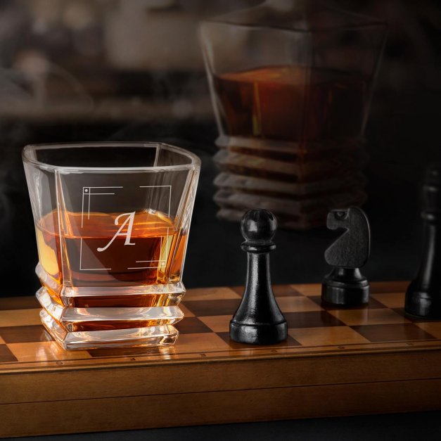 Geometric 6er Whisky Gläser Set mit eingravierter Initiale für einen Gentleman