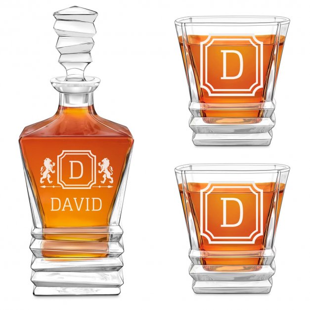 Geometric Karaffe Set mit 2 Gläsern mit Gravur für einen Whiskyconnoisseur zum Jubliäum