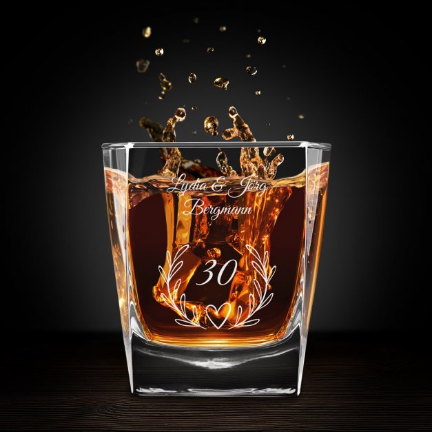 Cube Whisky Karaffe mit 4 Gläsern mit Gravur für ein Paar zum 30. Hochzeitstag