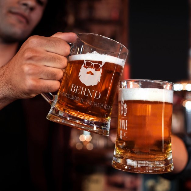 Bierkrug aus Glas mit Gravur für ihn zum Nikolaustag, zu Weihnachten