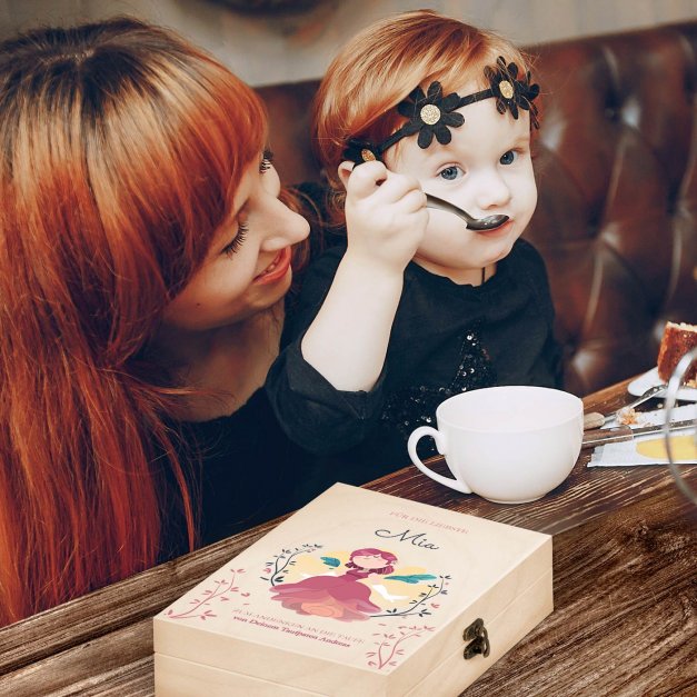 Animal Kinderbesteck mit Gravur inklusive Holzbox mit Aufdruck Hellbraun für ein Mädchen zur Taufe