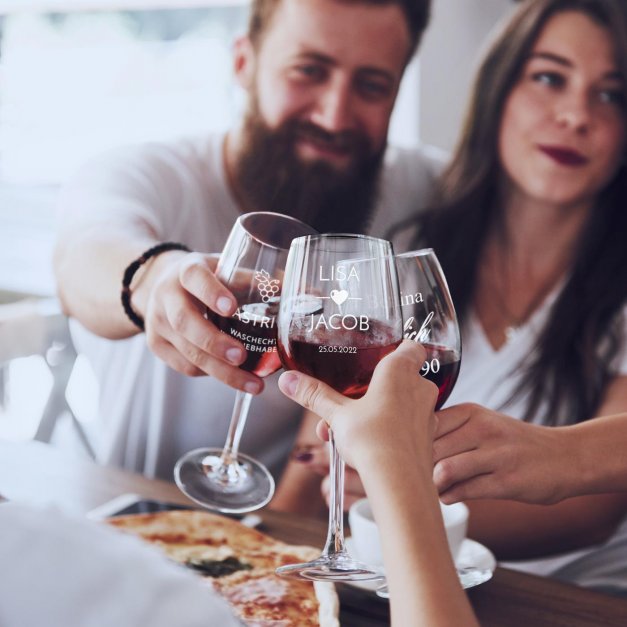 6er Weingläser Set mit Gravur für ein Brautpaar zur Hochzeit