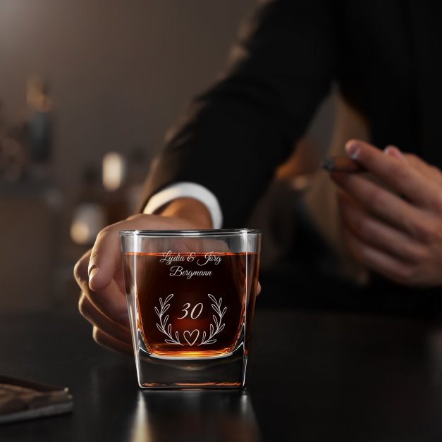 Whisky Glas mit Gravur für ein Paar zum 30. Hochzeitstag